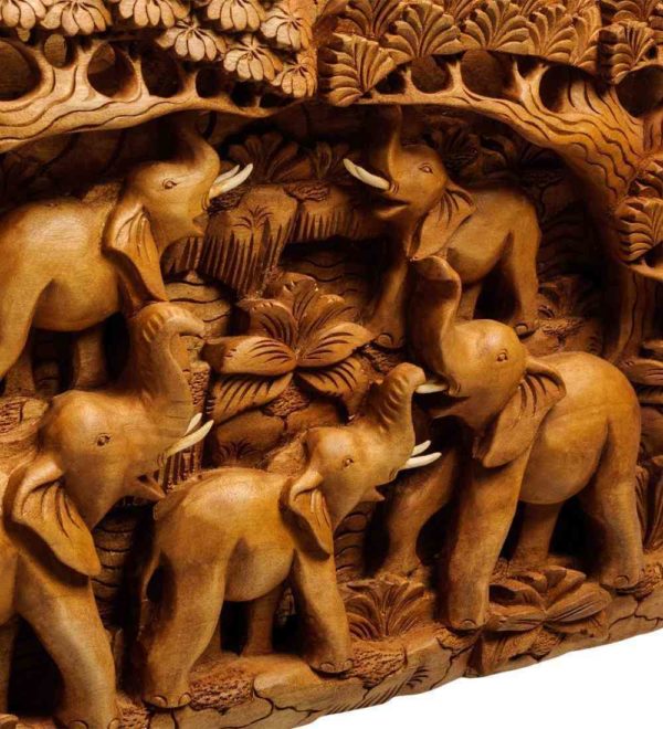 Панно резное Пять слонов - символ мудрости 1