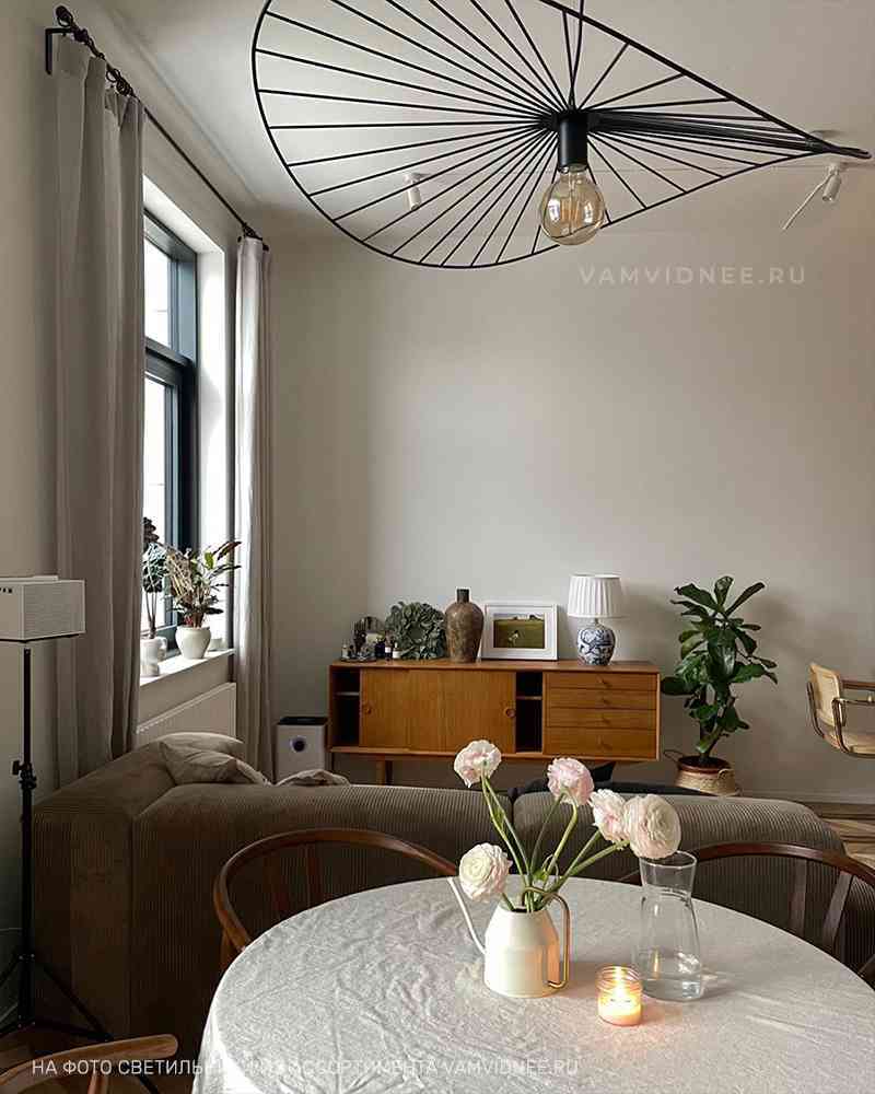дизайн интерьера, Виктория Парамонова, люстра-шляпа, дизайн гостиной, интерьер кухни