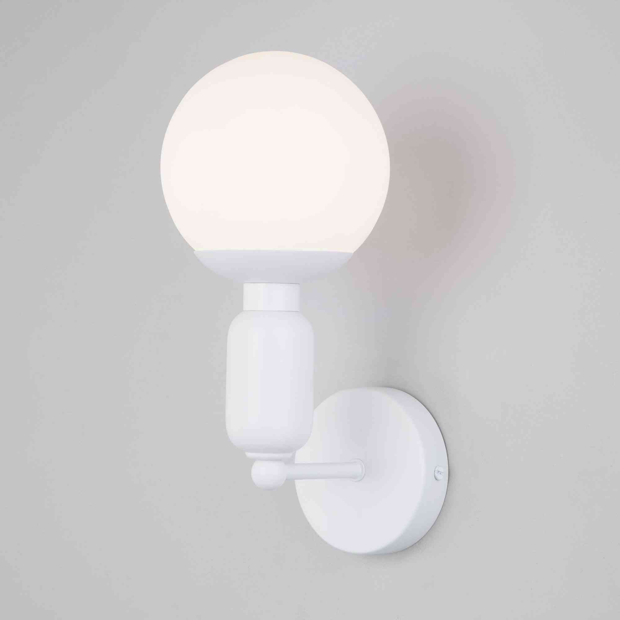 Настенный светильник со стеклянным плафоном Eurosvet Bubble 50251/1