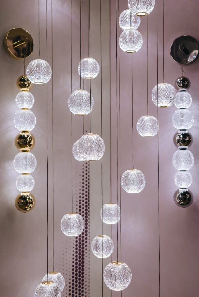 подвесные светильники на выставке Interlight Russia
