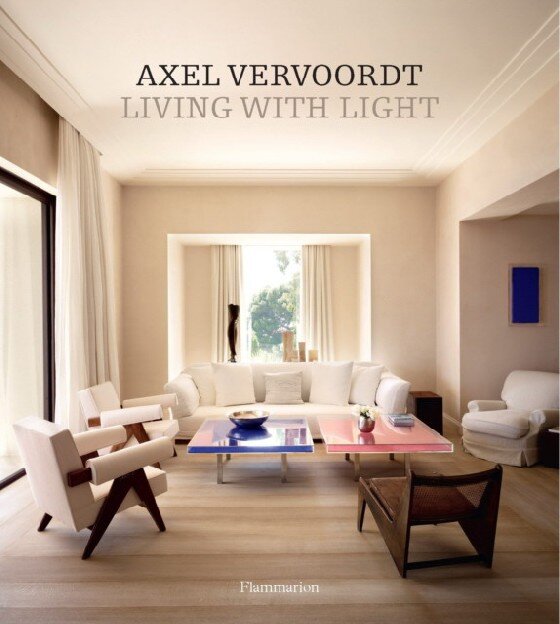 Дизайн интерьера, книга для дизайнера. Axel Vervoordt: Living with Light, жизнь в свете, библиотека дизайнера 