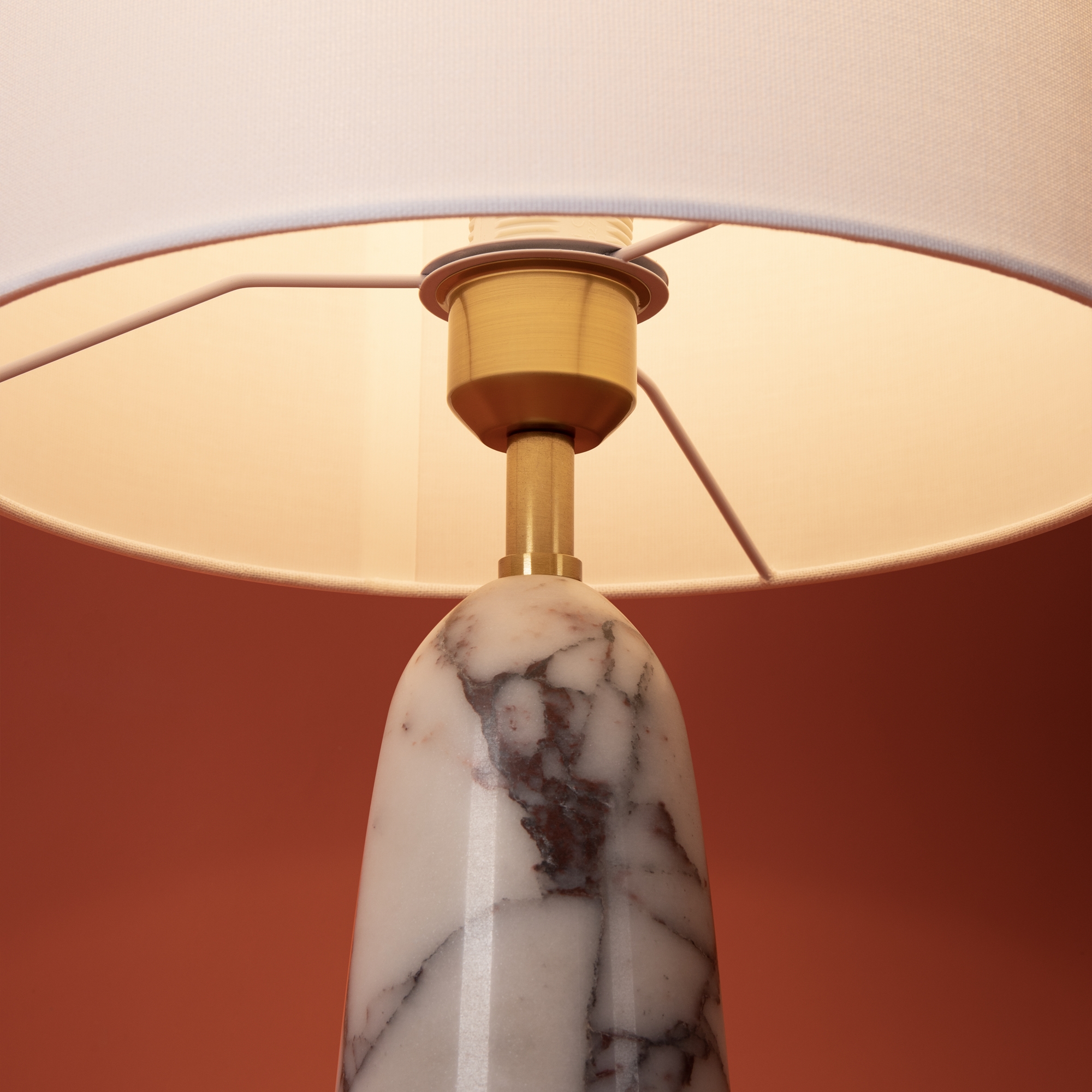 Настольный светильник VAMVIDNEE VV986058 9 Настольный светильник VAMVIDNEE VV986058 — изображение 9