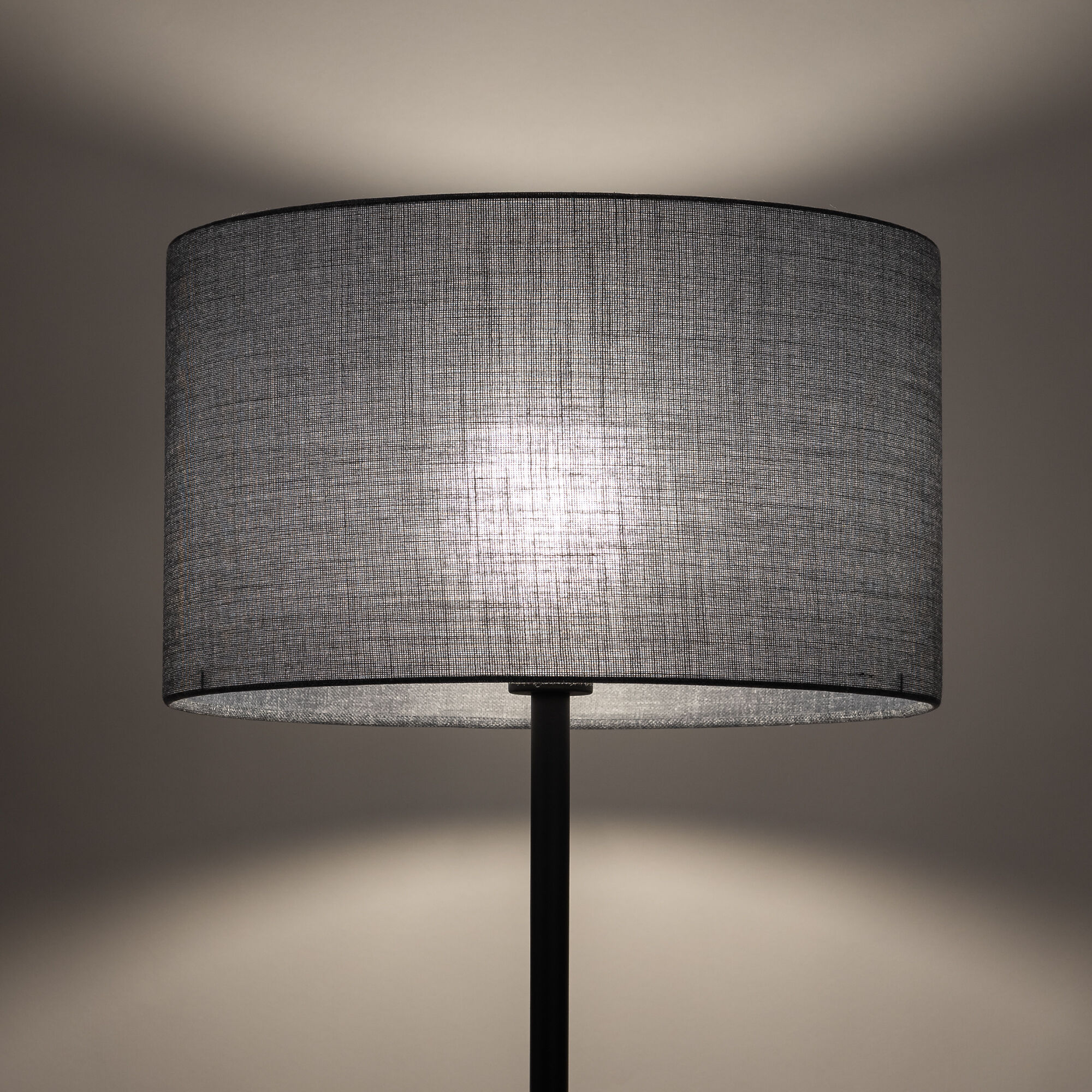 Напольный светильник с тканевым абажуром VAMVIDNEE VV1001152 3 Напольный светильник с тканевым абажуром VAMVIDNEE VV1001152 — изображение 3
