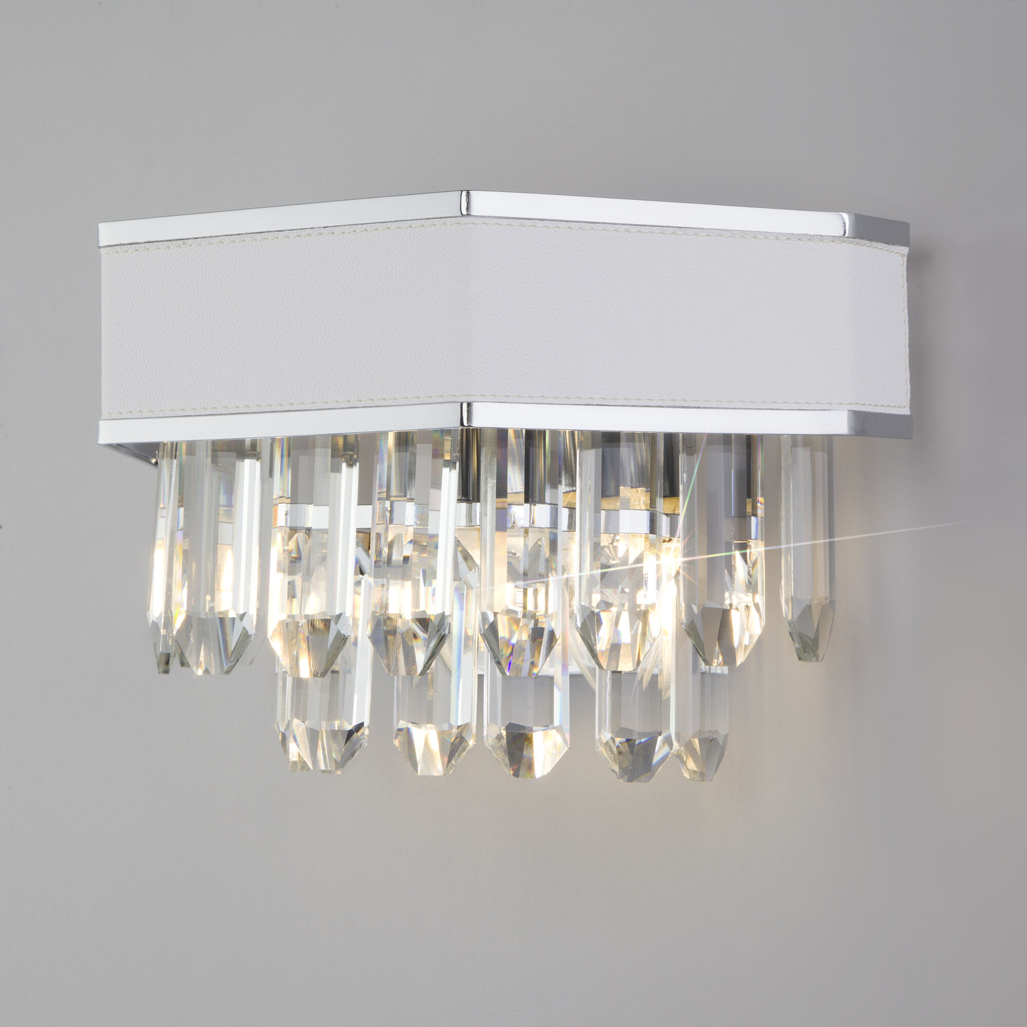 Настенный светильник с хрусталём VAMVIDNEE VV1001629