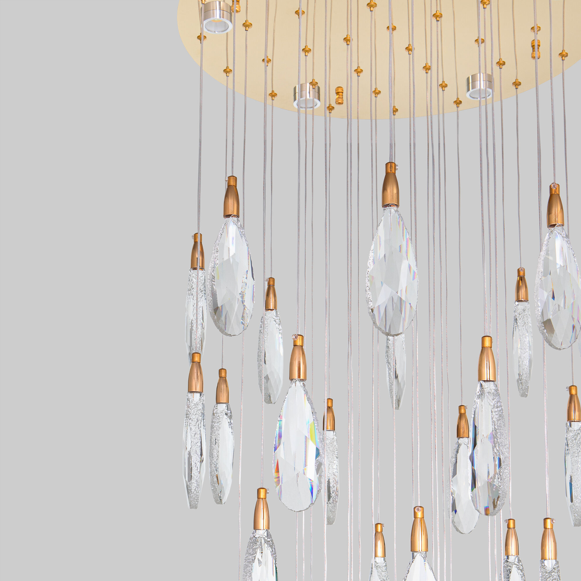 Подвесной светильник с хрусталем VAMVIDNEE VV981135 3 Подвесной светильник с хрусталем VAMVIDNEE VV981135 — изображение 3