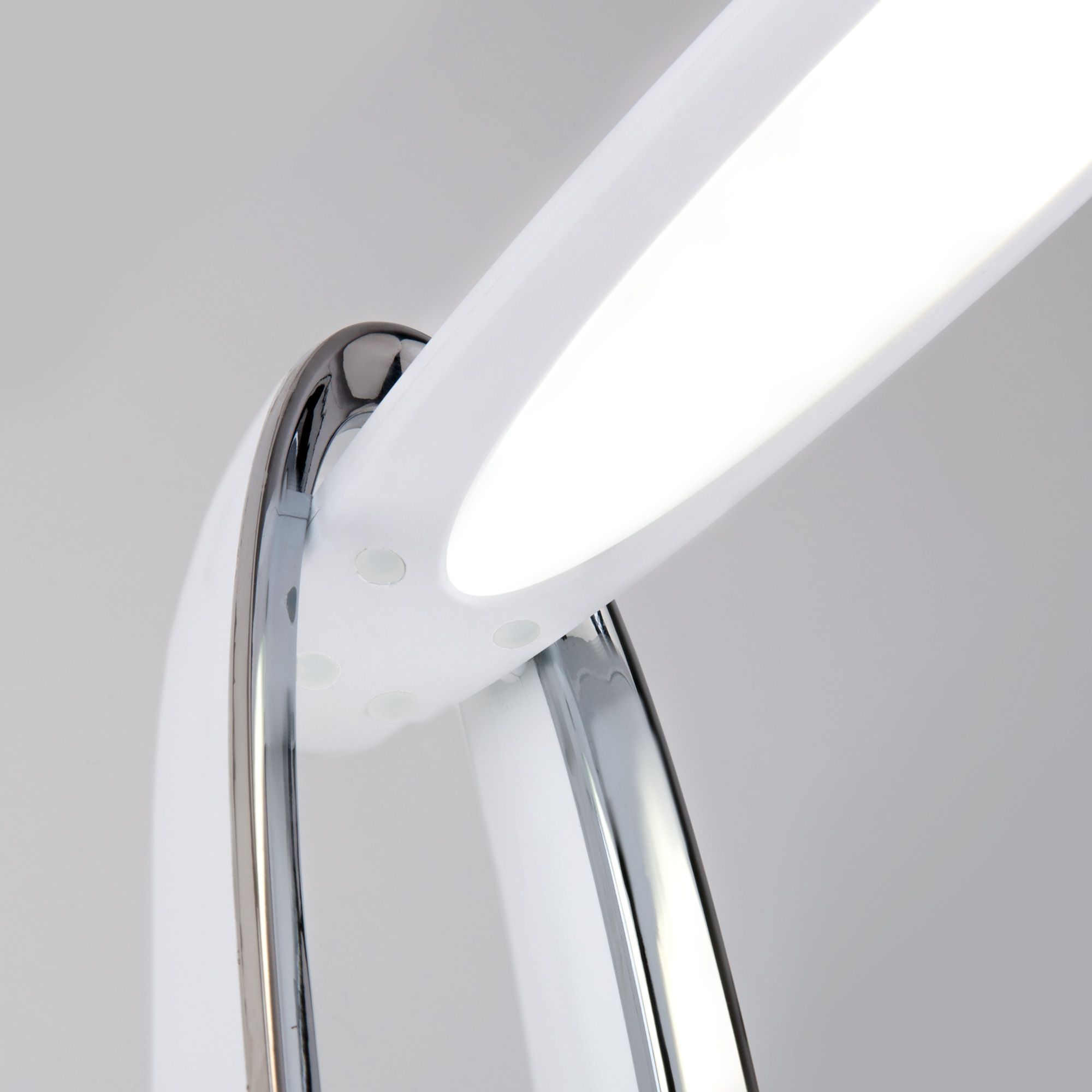 Настольный светодиодный светильник белый VAMVIDNEE VV1001968 4 Настольный светодиодный светильник белый VAMVIDNEE VV1001968 — изображение 4