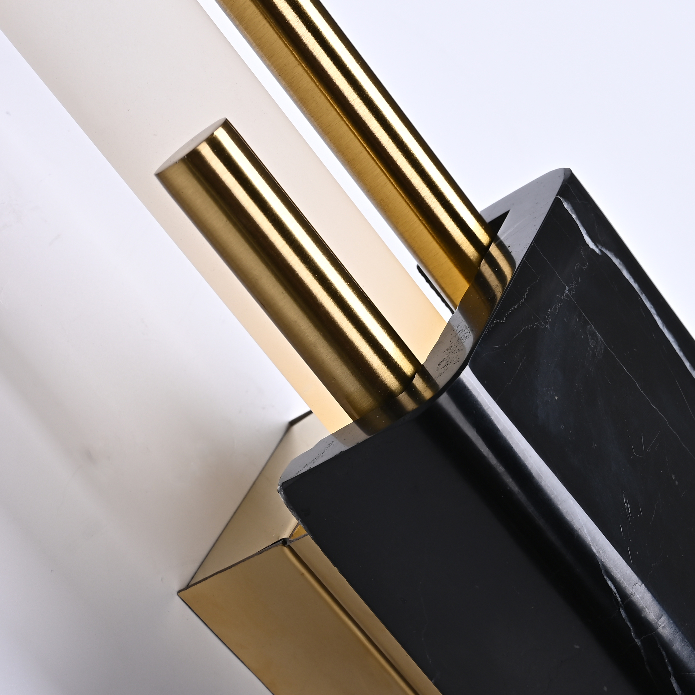 Бра н VAMVIDNEE VV982631 3 Бра н VAMVIDNEE VV982631 — изображение 3