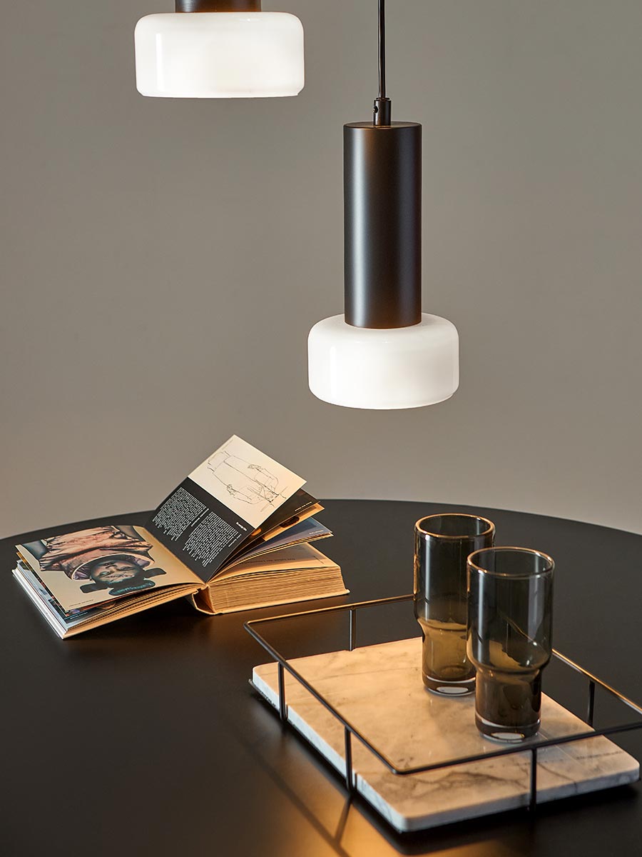 Светильник подвесной каскадный х см плафона белый/черный VAMVIDNEE VV1028749 9 Светильник подвесной каскадный х см плафона белый/черный VAMVIDNEE VV1028749 — изображение 9