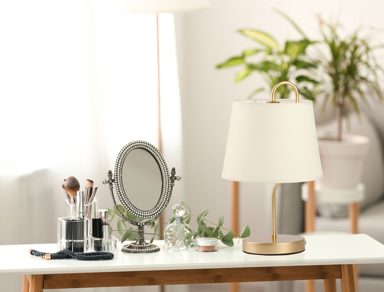 Настольная лампа VAMVIDNEE VV482089 6 Настольная лампа VAMVIDNEE VV482089 — изображение 6